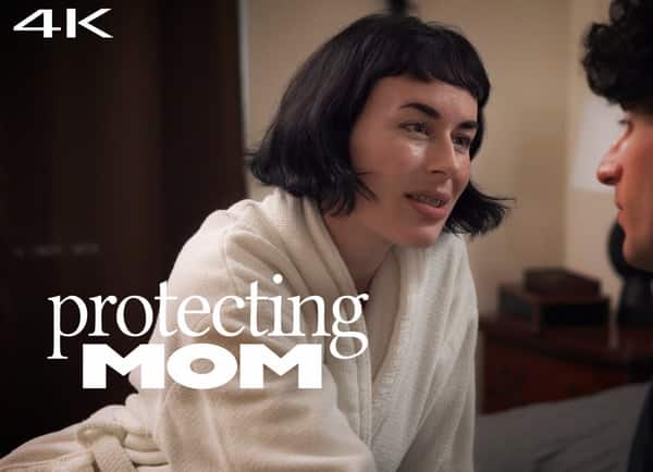Protegiendo a mamá – Olive Glass